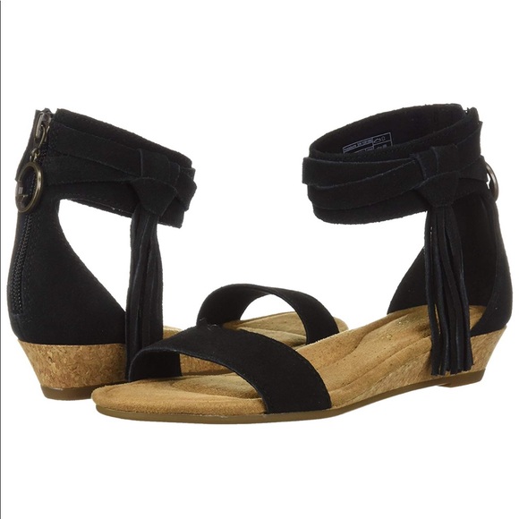 Koolaburra Shoes - Koolaburra by UGGS saige sandals